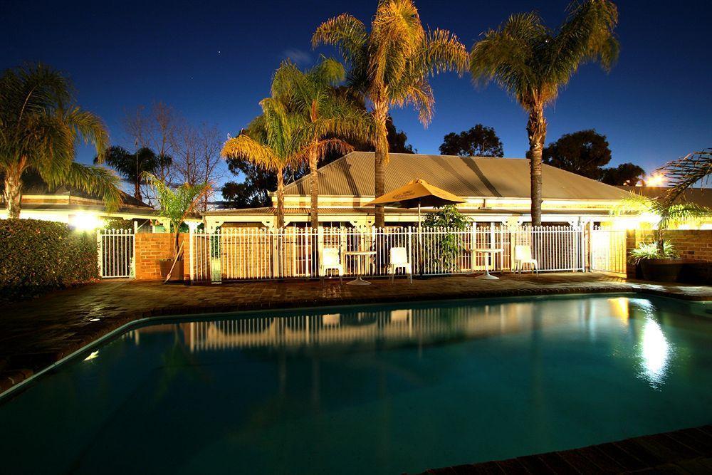 Nightcap At Macquarie Inn Dubbo Luaran gambar